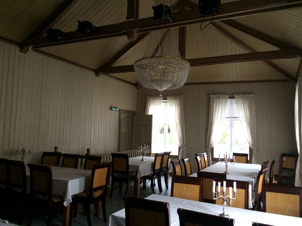 Gjestehuset Ibsen Гримстад Екстериор снимка